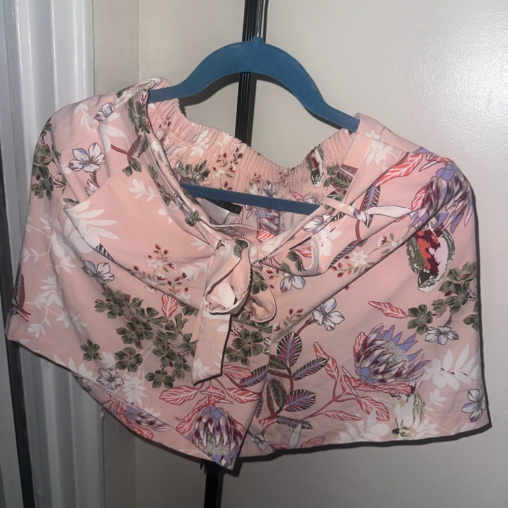 Kmart Women’s Pink Floral Shorts Size S - New With Tags